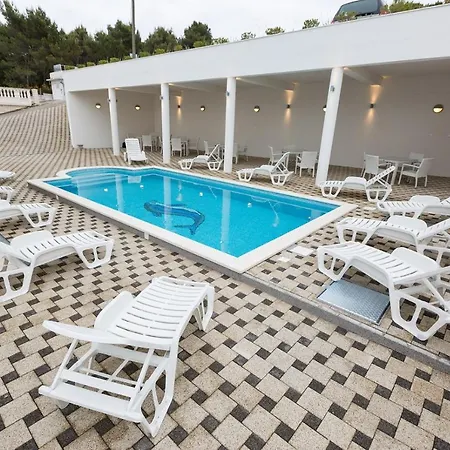 In Okrug Donji With Sea View, Balcony, Air Conditioning, Wifi 5166-2 * Donji Okrug (Ciovo)